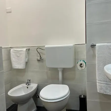 Alojamento de Acomodação e Pequeno-almoço Pompei Art