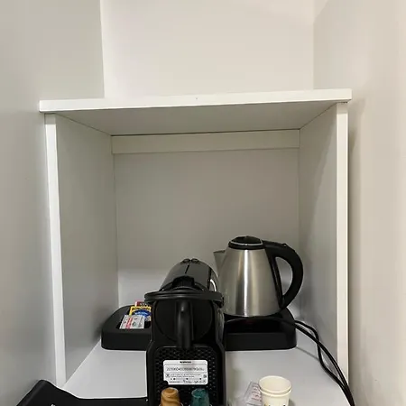 Alojamento de Acomodação e Pequeno-almoço Pompei Art 3*